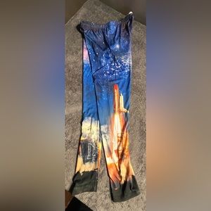 Medium rocket blastoff leggings